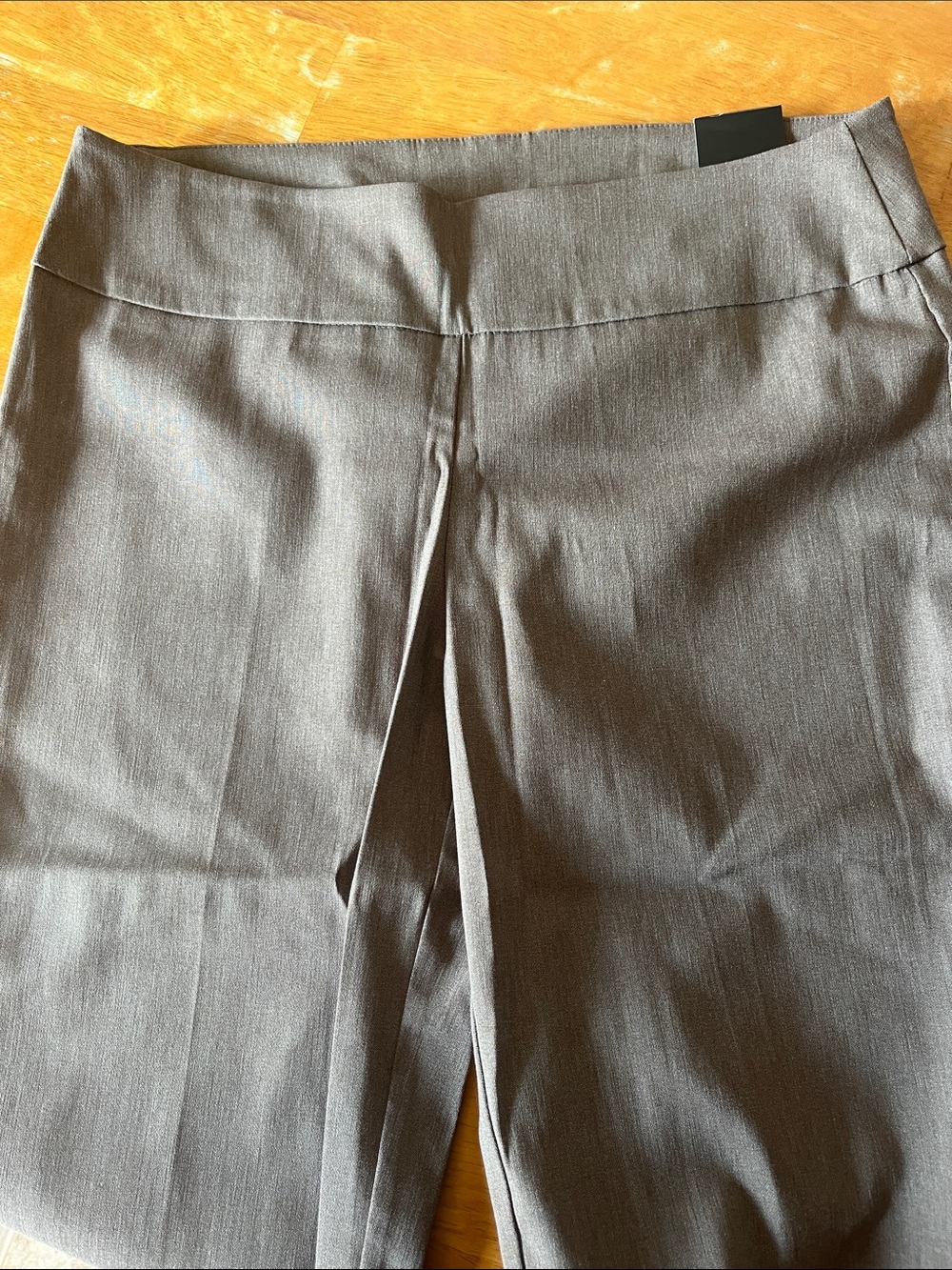 George Women's Gray Ponte Pull-On Capri Pants